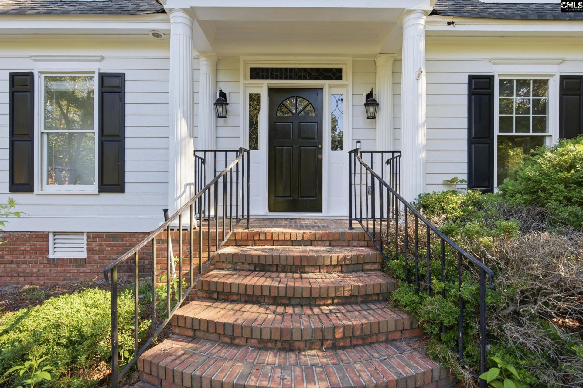 454 Running Fox Drive  Photo 4