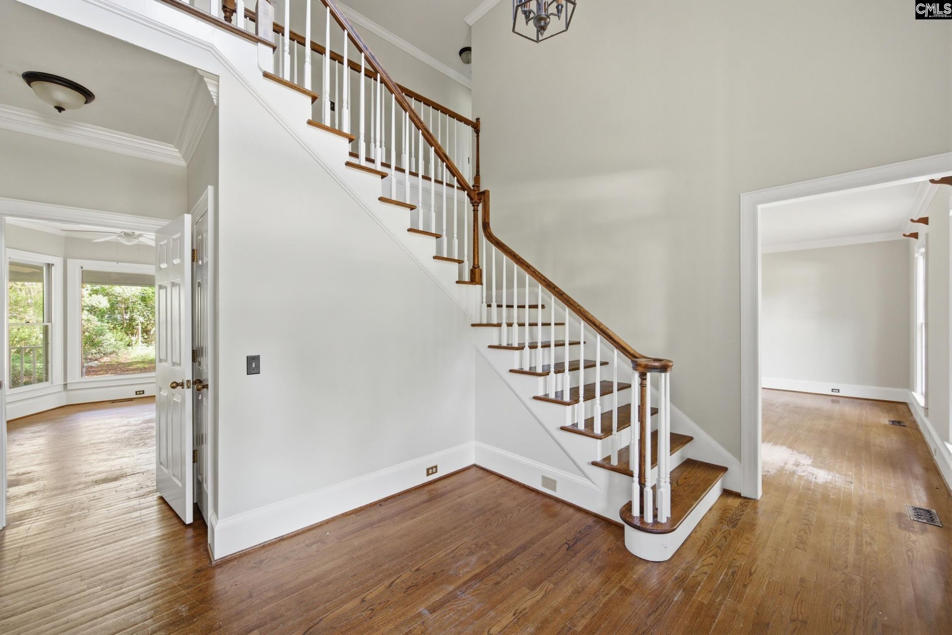 454 Running Fox Drive  Photo 5