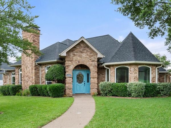 4505 Long Island Lane , Arlington, TX 76017