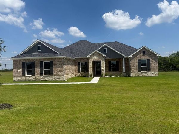 216 Slimp Bluff , Azle, TX 76020