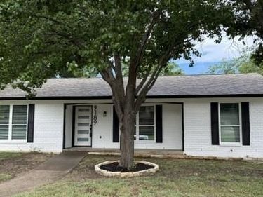 9189 Meadowcrest Street, Frisco, TX 75033
