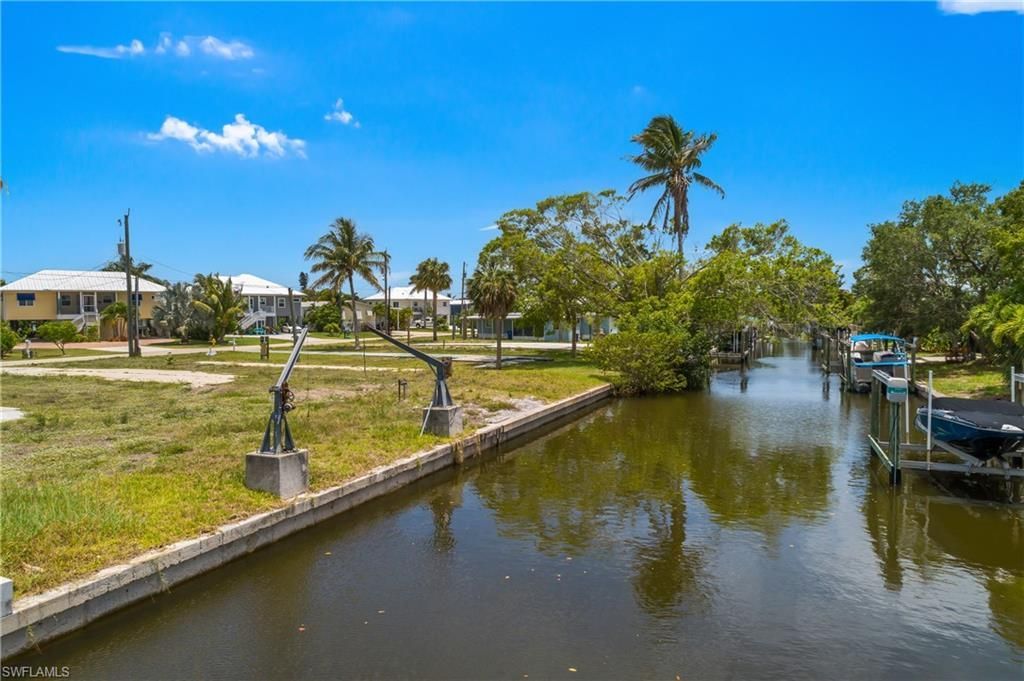 24533 Dolphin St , Bonita Springs, FL 34134 Photo