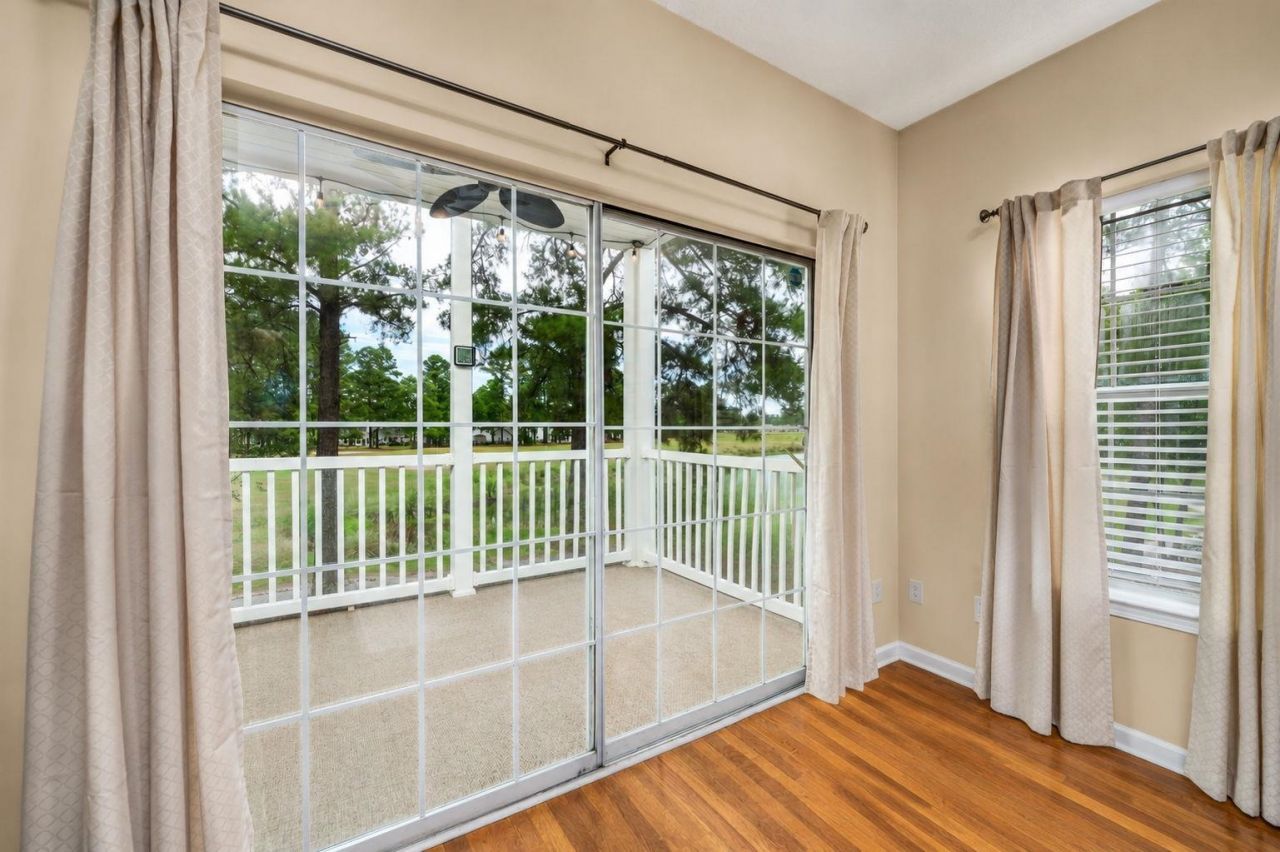 246 Sun Colony Blvd. Photo 12