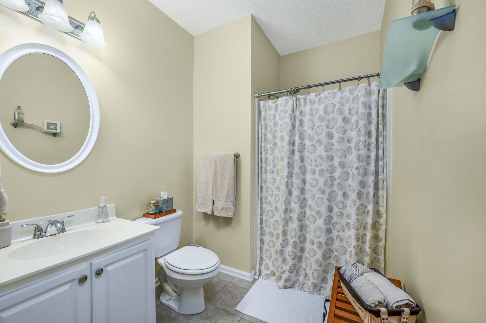 246 Sun Colony Blvd. Photo 15