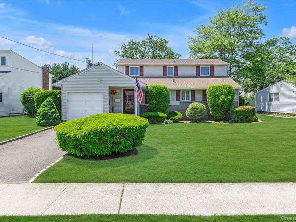386 Harrison Avenue, Massapequa, NY 11758