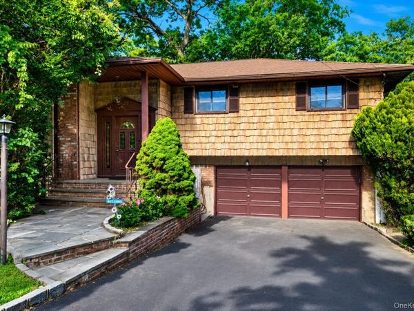 37 Windham Drive, South Huntington, NY 11746