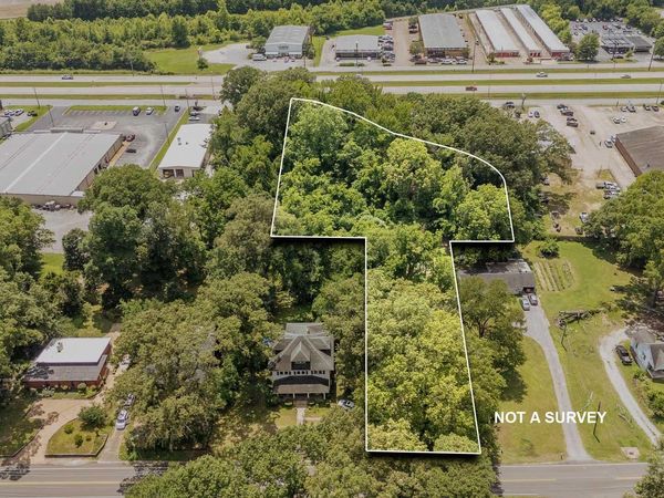 1294 Hollywood Drive , Jackson, TN 38301