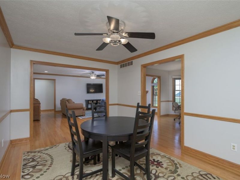 238 Shenandoah Boulevard, Barberton, OH 44203 Photo 14