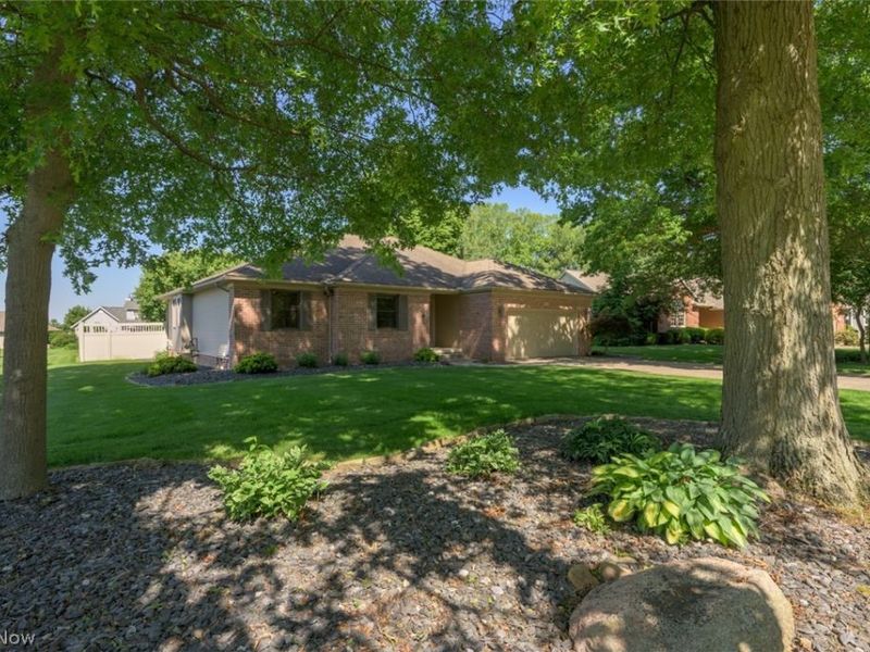 238 Shenandoah Boulevard, Barberton, OH 44203 Photo 2