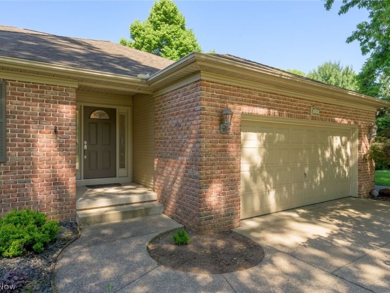 238 Shenandoah Boulevard, Barberton, OH 44203 Photo 3