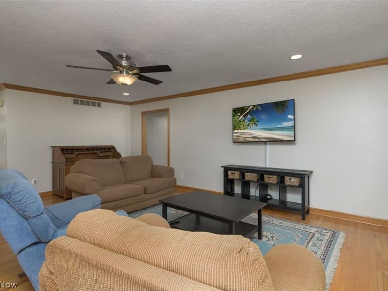 238 Shenandoah Boulevard, Barberton, OH 44203 Photo 5