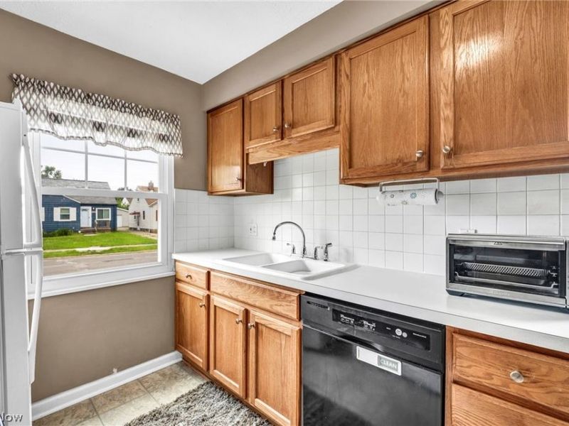 12624 Southern Avenue, Garfield Heights, OH 44125 Photo 12
