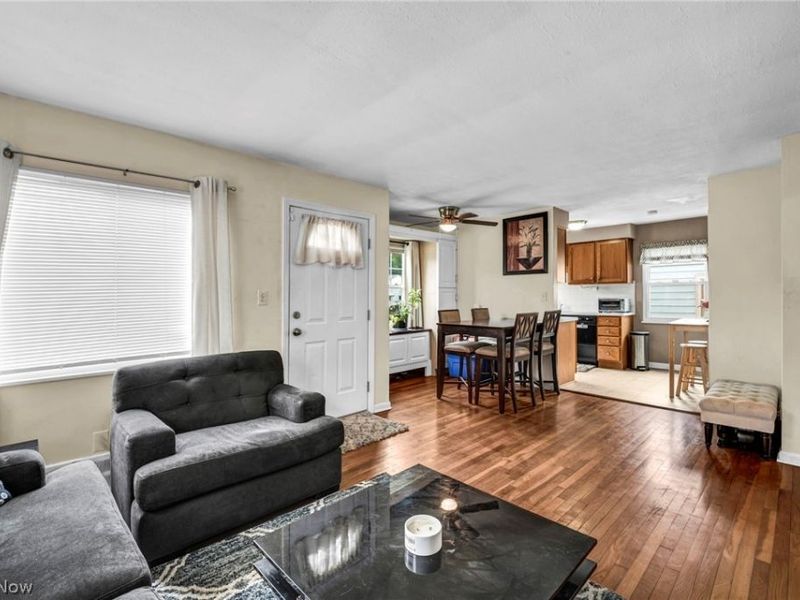 12624 Southern Avenue, Garfield Heights, OH 44125 Photo 9