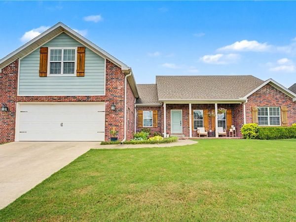 515 Oak Run Lane , Cave Springs, AR 72718