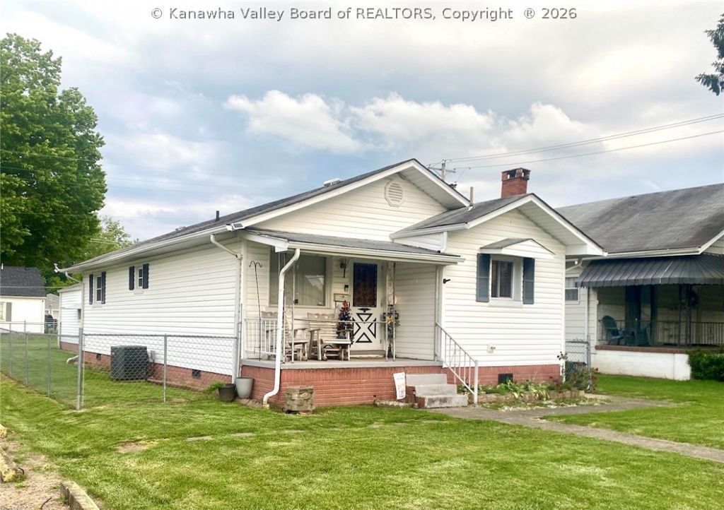 118 Alameda Street, Saint Albans, WV 25177 Main Photo