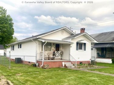 118 Alameda Street, St Albans, WV 25177