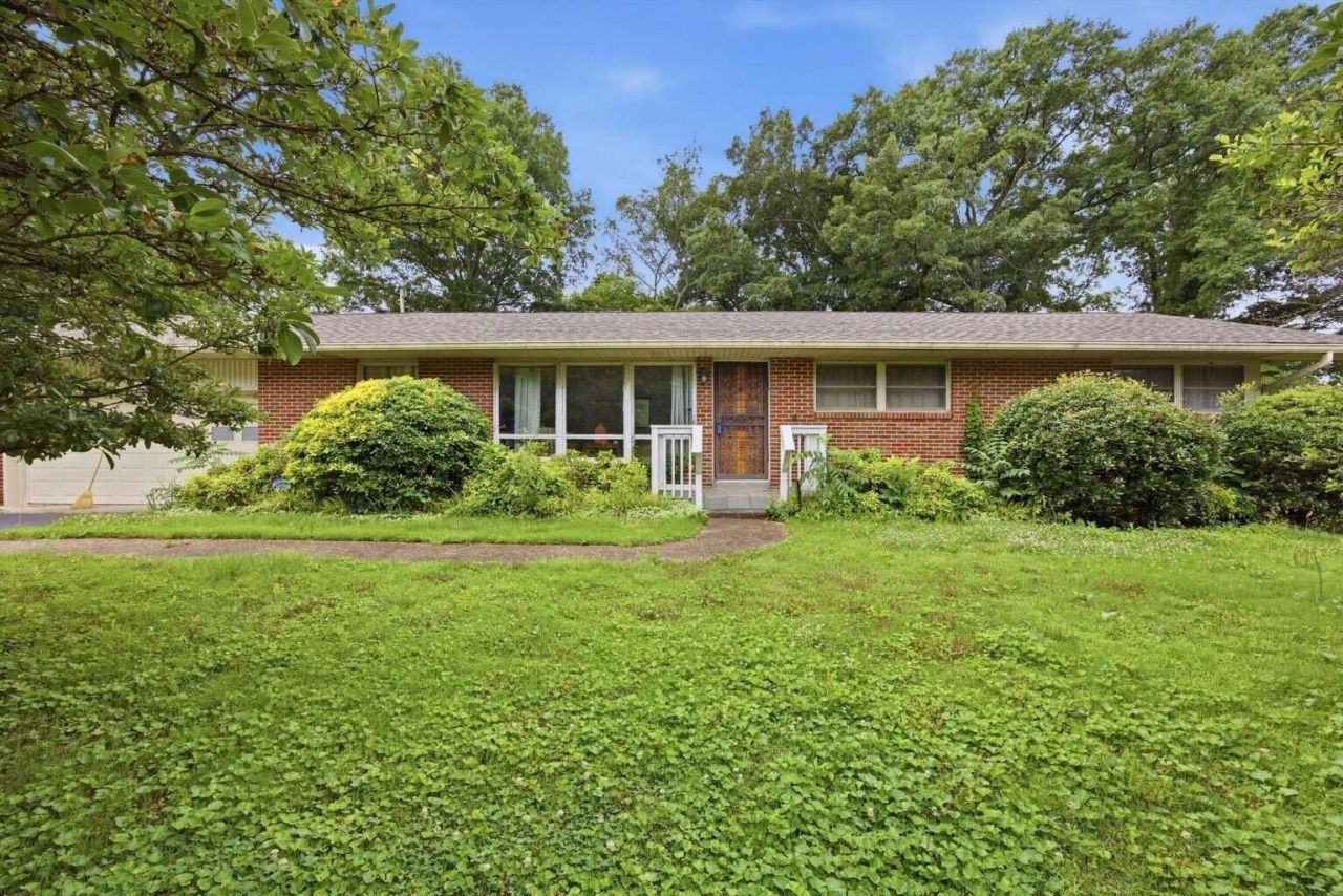 4614 Maywood Lane , Chattanooga, TN 37416 Main Photo