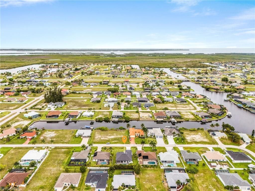 1229 NW 37th Pl, Cape Coral, FL 33993 Photo