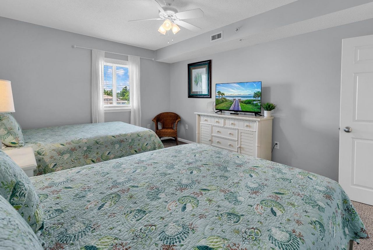 4801 Harbor Pointe Dr. Photo 13