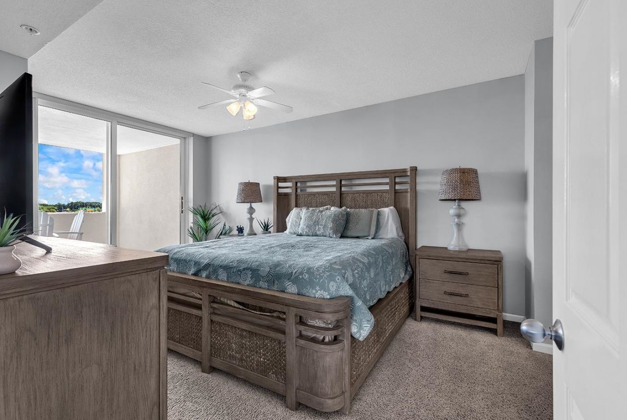 4801 Harbor Pointe Dr. Photo 29