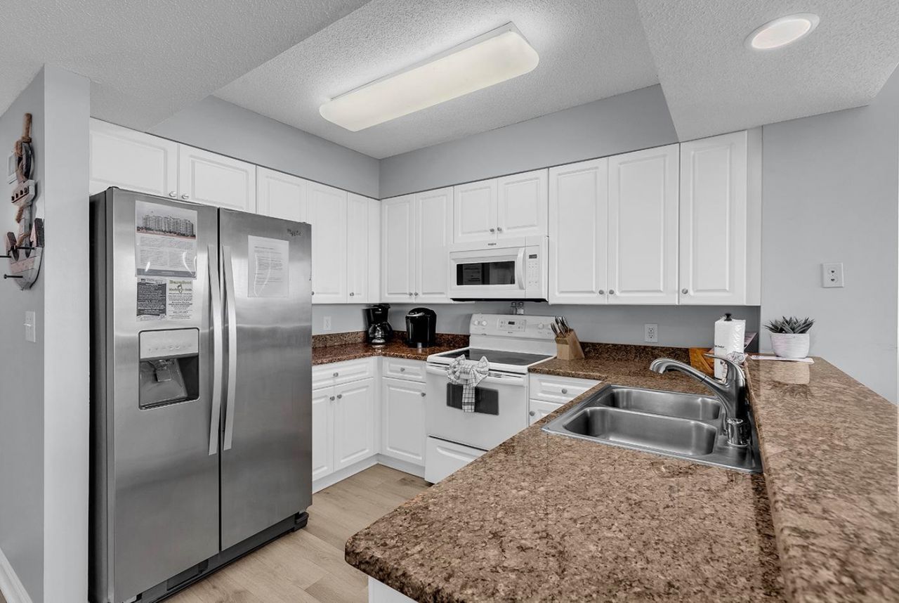 4801 Harbor Pointe Dr. Photo 6