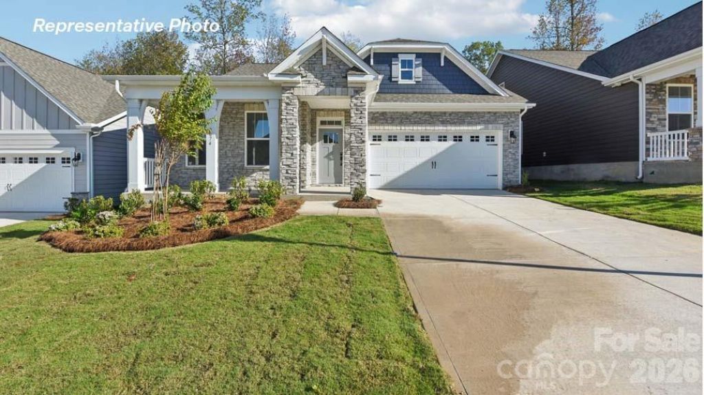 4133 Round Table Drive , Gastonia, NC 28056 Main Photo