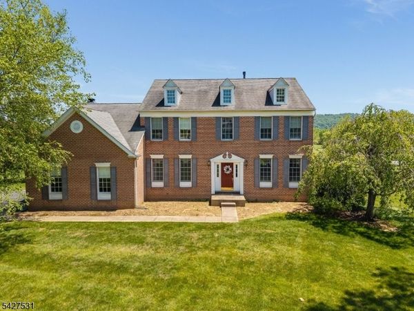 21 Surry Lane, Franklin, NJ 08802