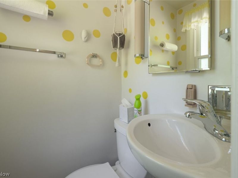 34995 Solon Road, Solon, OH 44139 Photo 11
