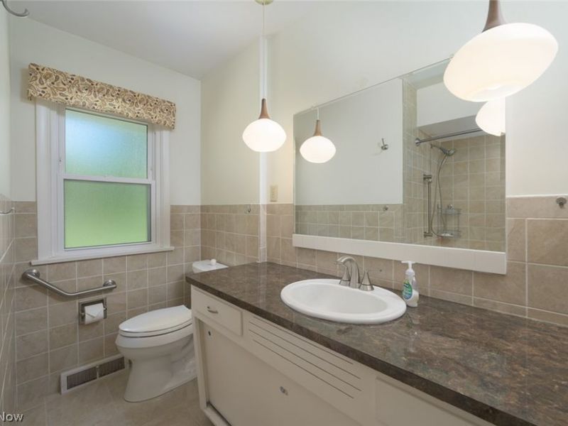 34995 Solon Road, Solon, OH 44139 Photo 18