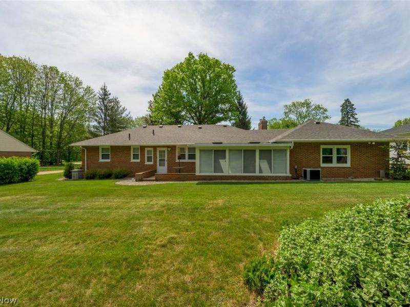 34995 Solon Road, Solon, OH 44139 Photo 34