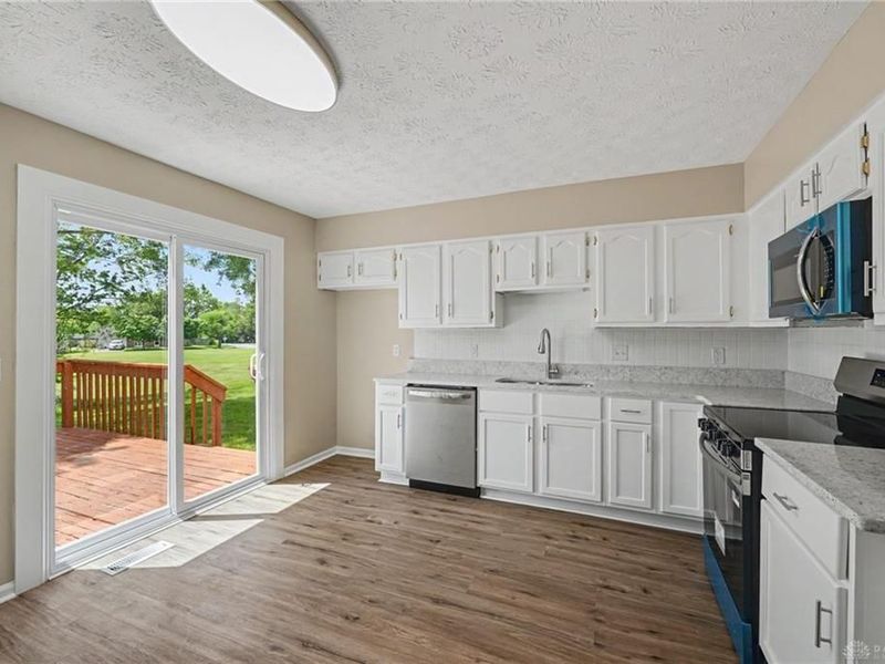 4060 Palos Verdes Court, Trotwood, OH 45426 Photo 12
