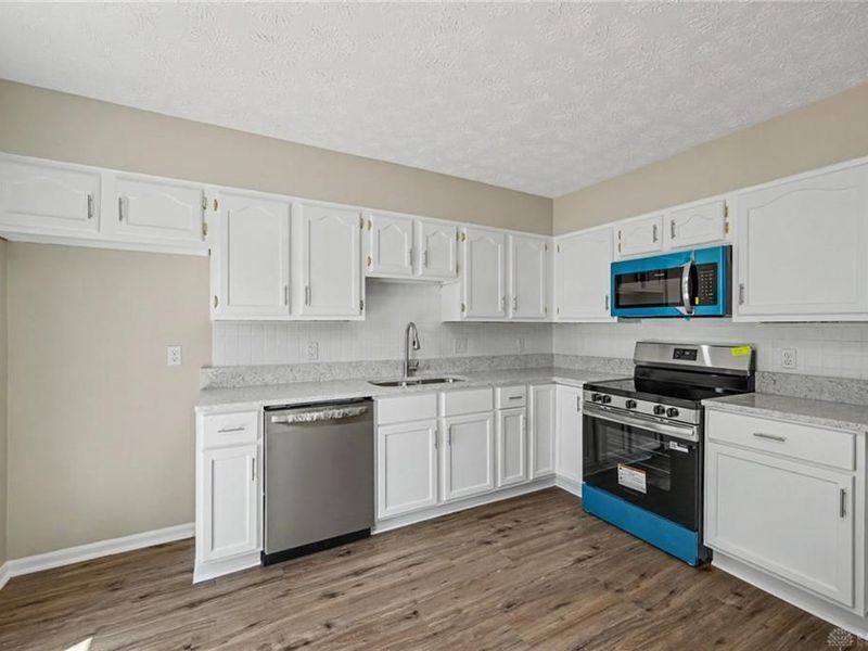 4060 Palos Verdes Court, Trotwood, OH 45426 Photo 13