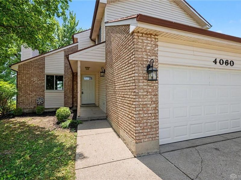 4060 Palos Verdes Court, Trotwood, OH 45426 Photo 2