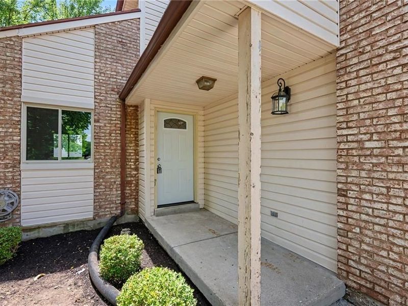 4060 Palos Verdes Court, Trotwood, OH 45426 Photo 3