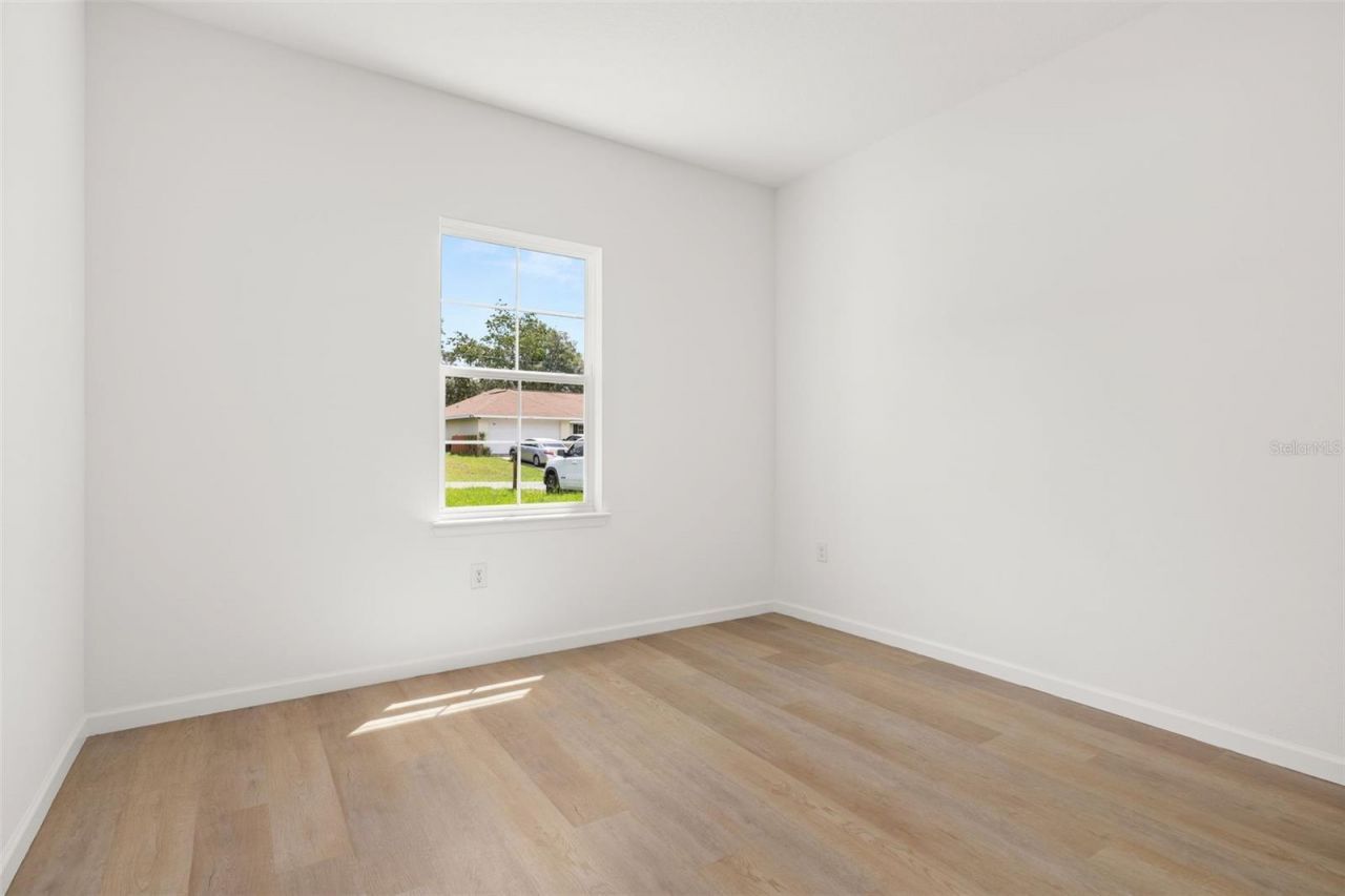 8100 N Hillview Circle , Dunnellon, FL 34434 Photo