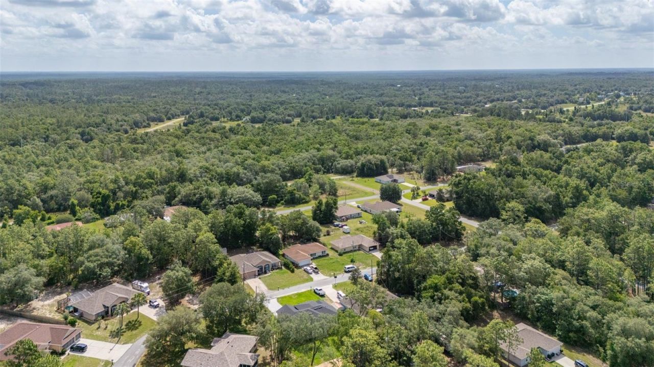 8100 N Hillview Circle , Dunnellon, FL 34434 Photo
