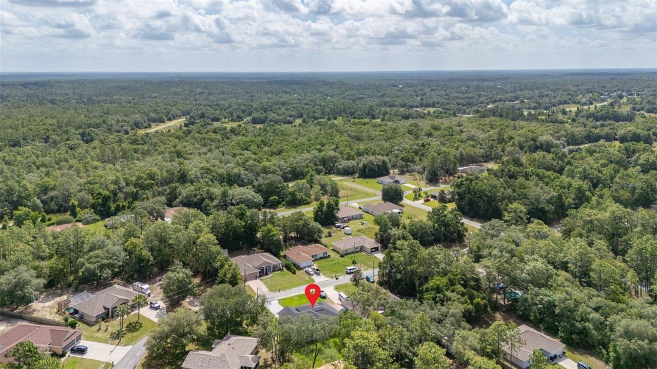 8100 N Hillview Circle , Dunnellon, FL 34434 Photo