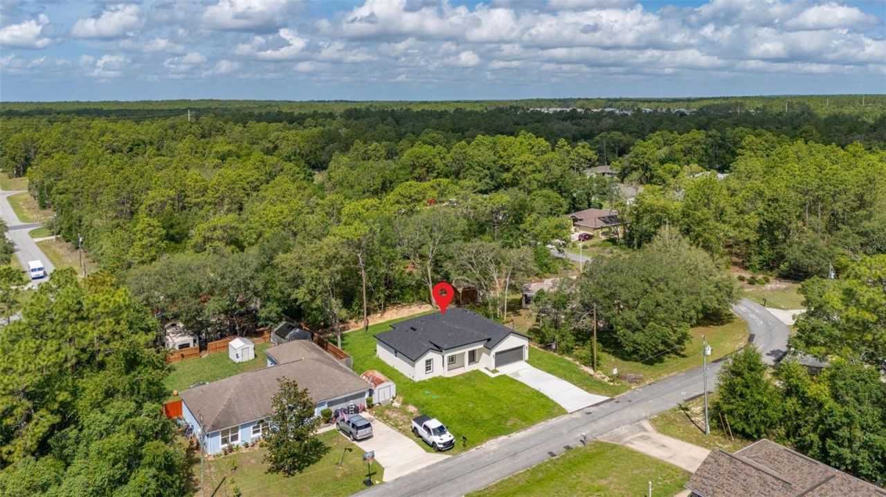 8100 N Hillview Circle , Dunnellon, FL 34434 Photo