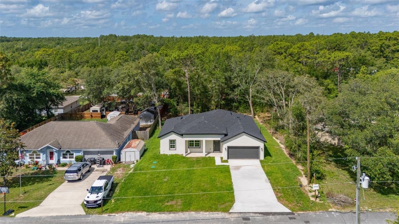 8100 N Hillview Circle , Dunnellon, FL 34434 Photo