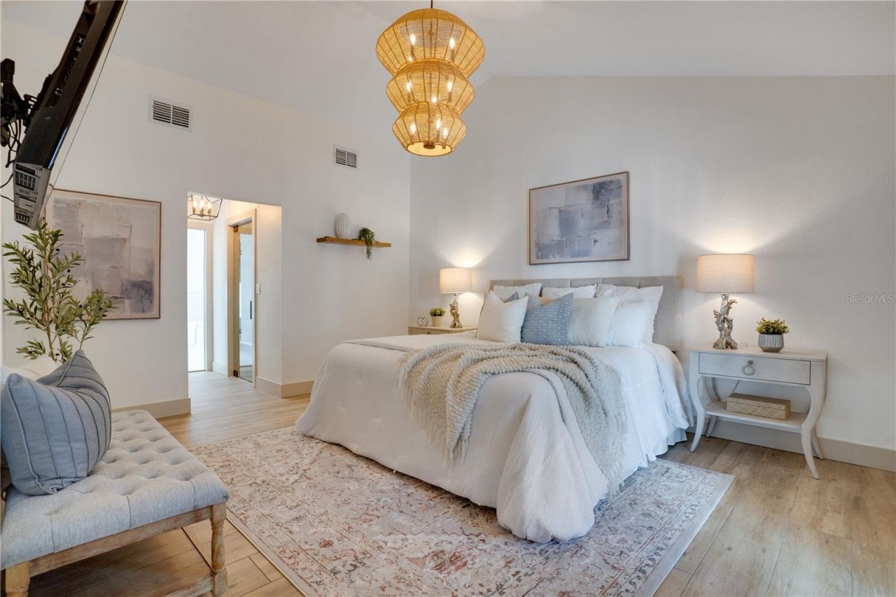11763 Harborside Circle, Largo, FL 33773 Photo