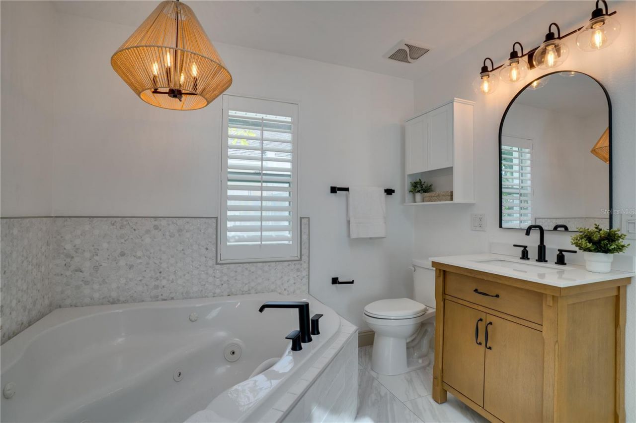 11763 Harborside Circle, Largo, FL 33773 Photo