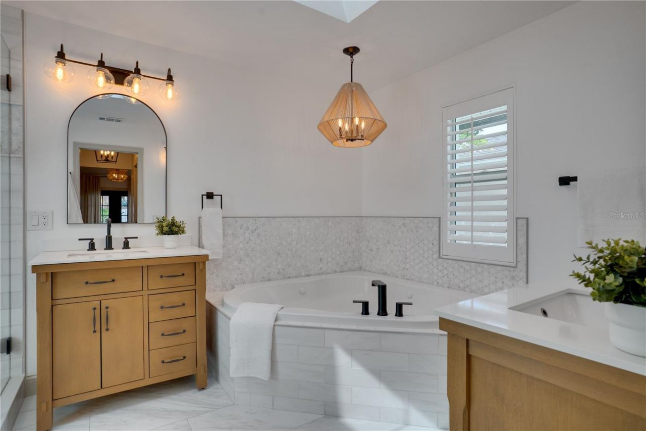 11763 Harborside Circle, Largo, FL 33773 Photo