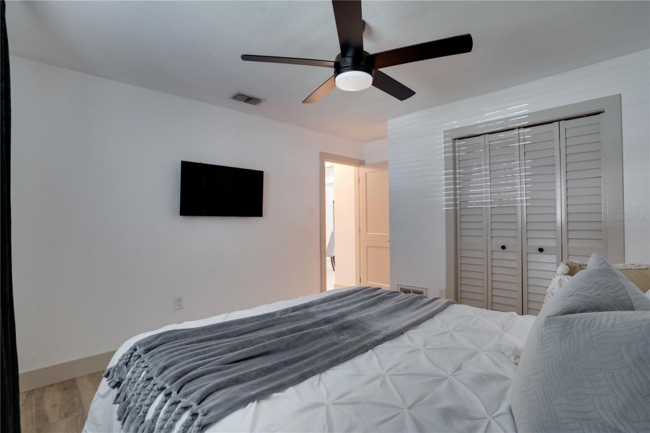 11763 Harborside Circle, Largo, FL 33773 Photo
