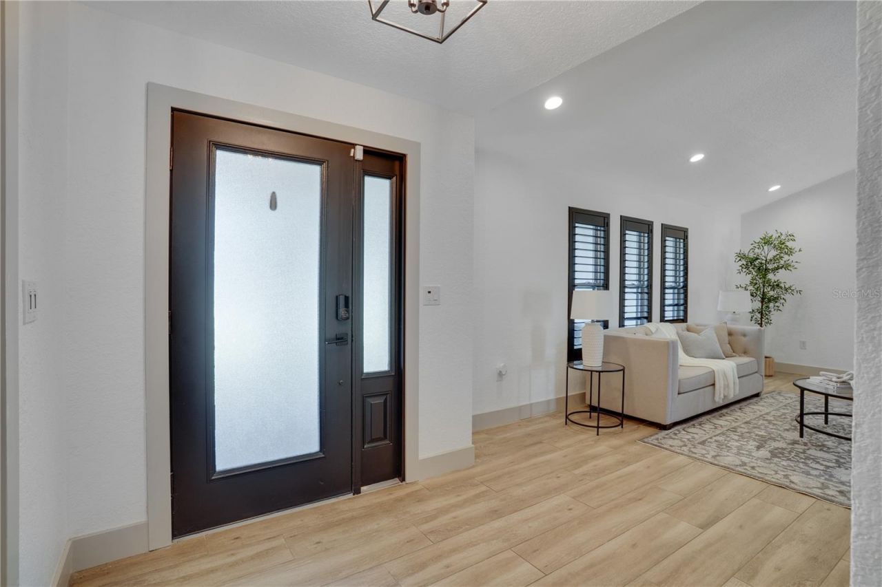 11763 Harborside Circle, Largo, FL 33773 Photo