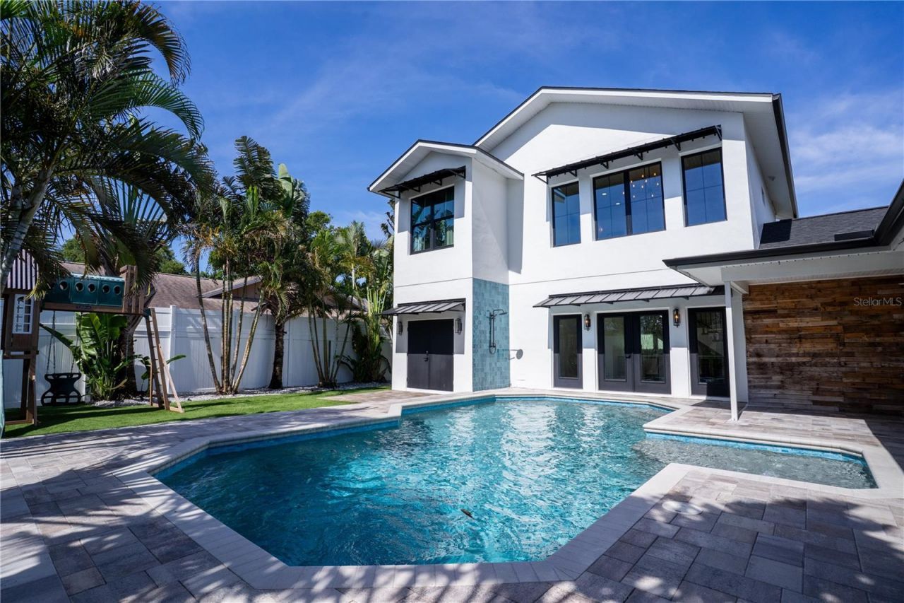 11763 Harborside Circle, Largo, FL 33773 Photo