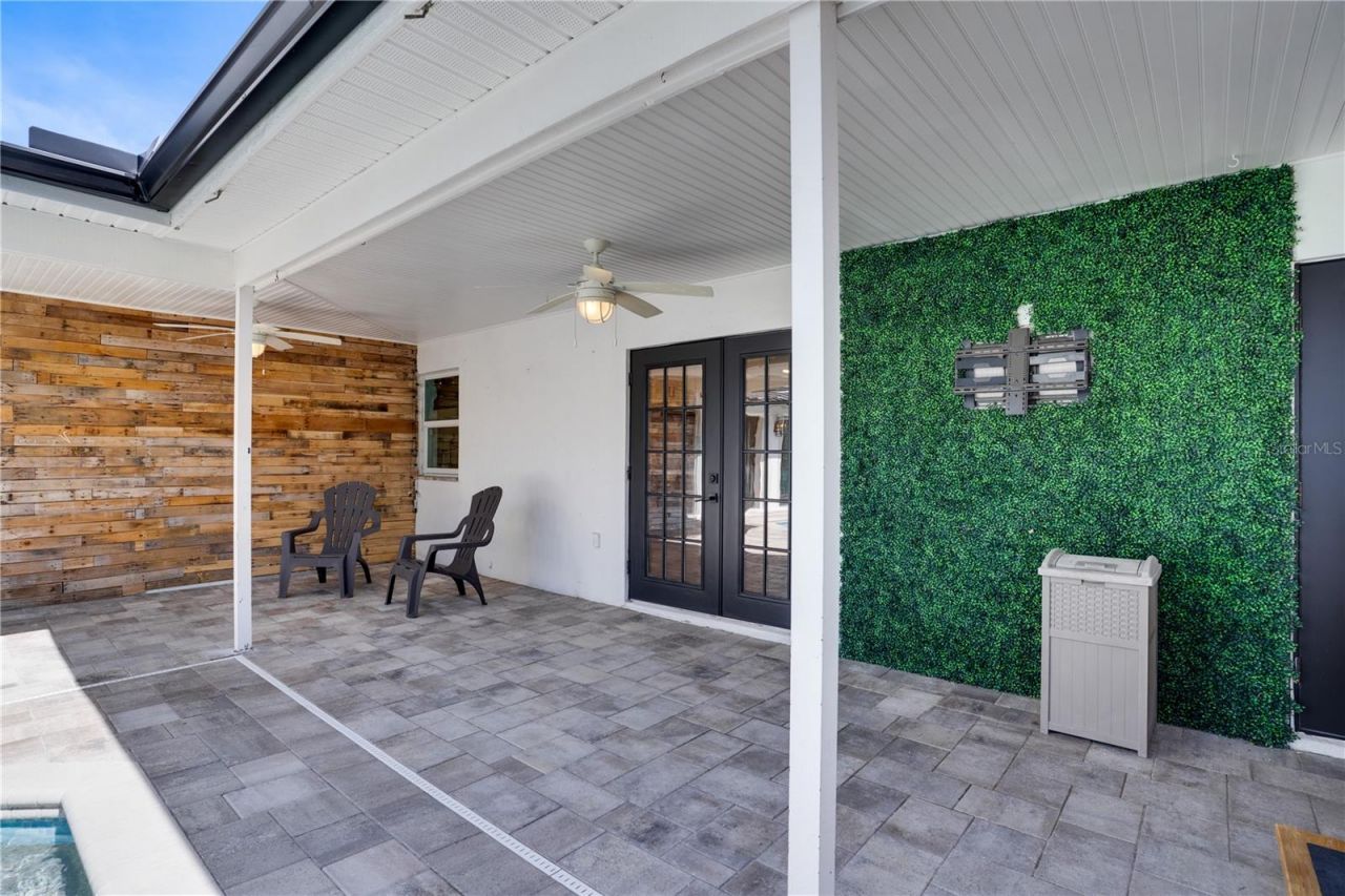 11763 Harborside Circle, Largo, FL 33773 Photo