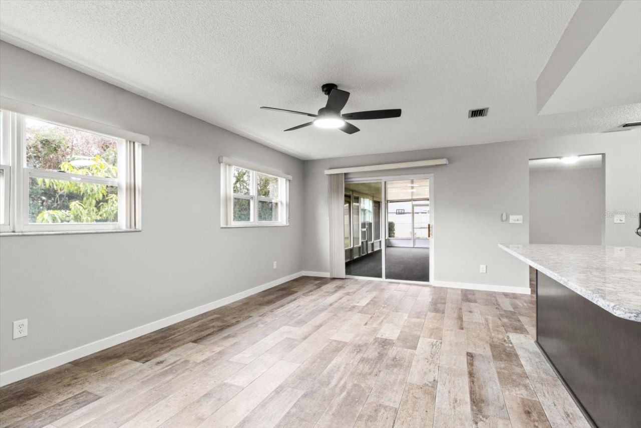 512 Paradise Point , Crystal River, FL 34429 Photo