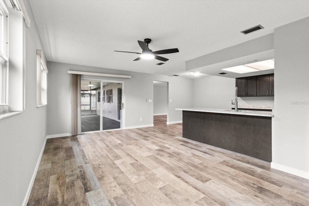 512 Paradise Point , Crystal River, FL 34429 Photo