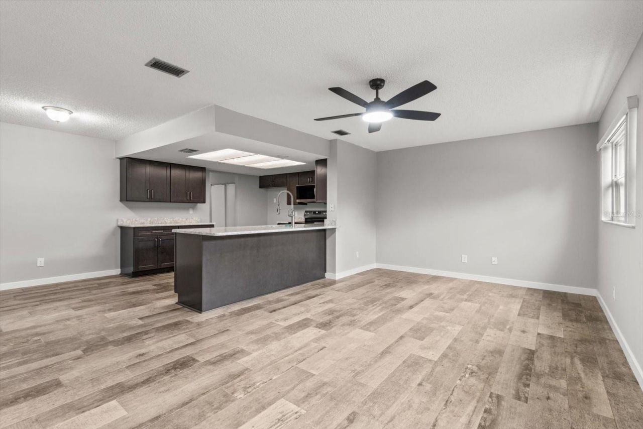 512 Paradise Point , Crystal River, FL 34429 Photo