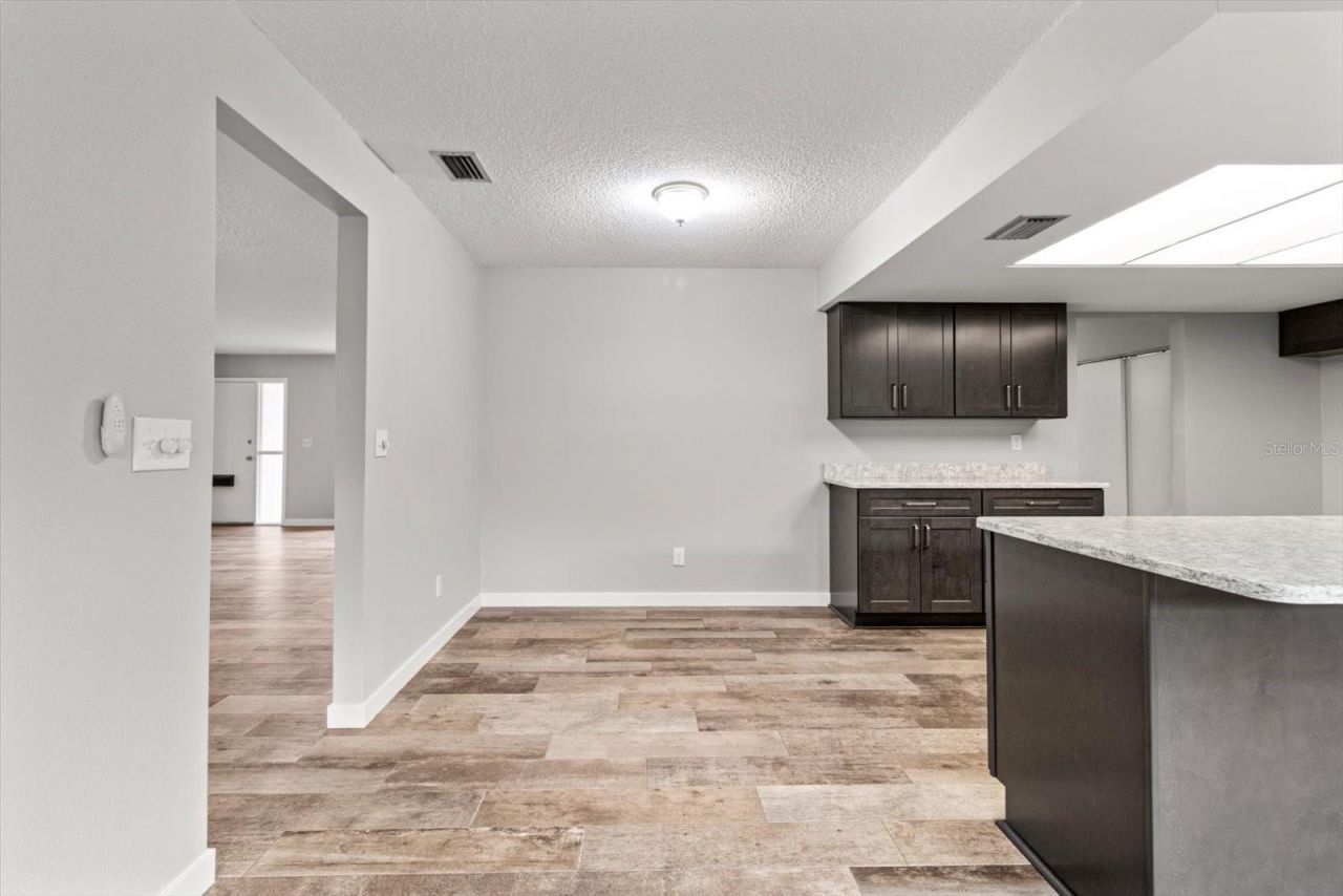 512 Paradise Point , Crystal River, FL 34429 Photo
